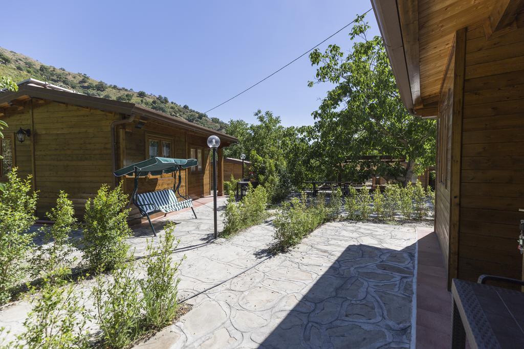 Profetina Village Мотта-Камастра Экстерьер фото