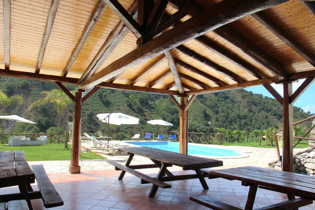 Profetina Village Мотта-Камастра Экстерьер фото